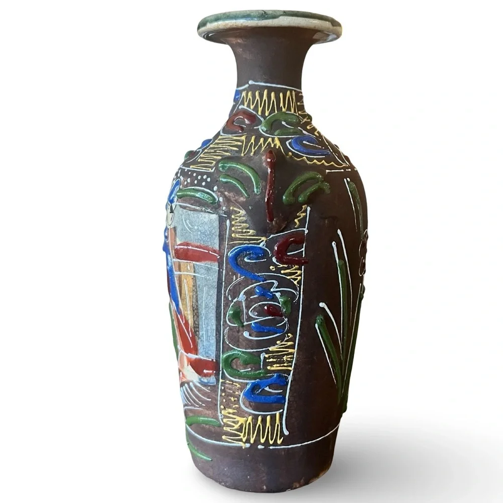 Vintage Japanese Satsuma Moriage Vase
